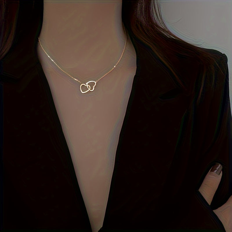Elegant Simple Style Double Heart Pendant Necklace for Women
