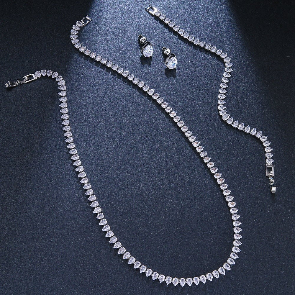 Pear Shape Necklace Set