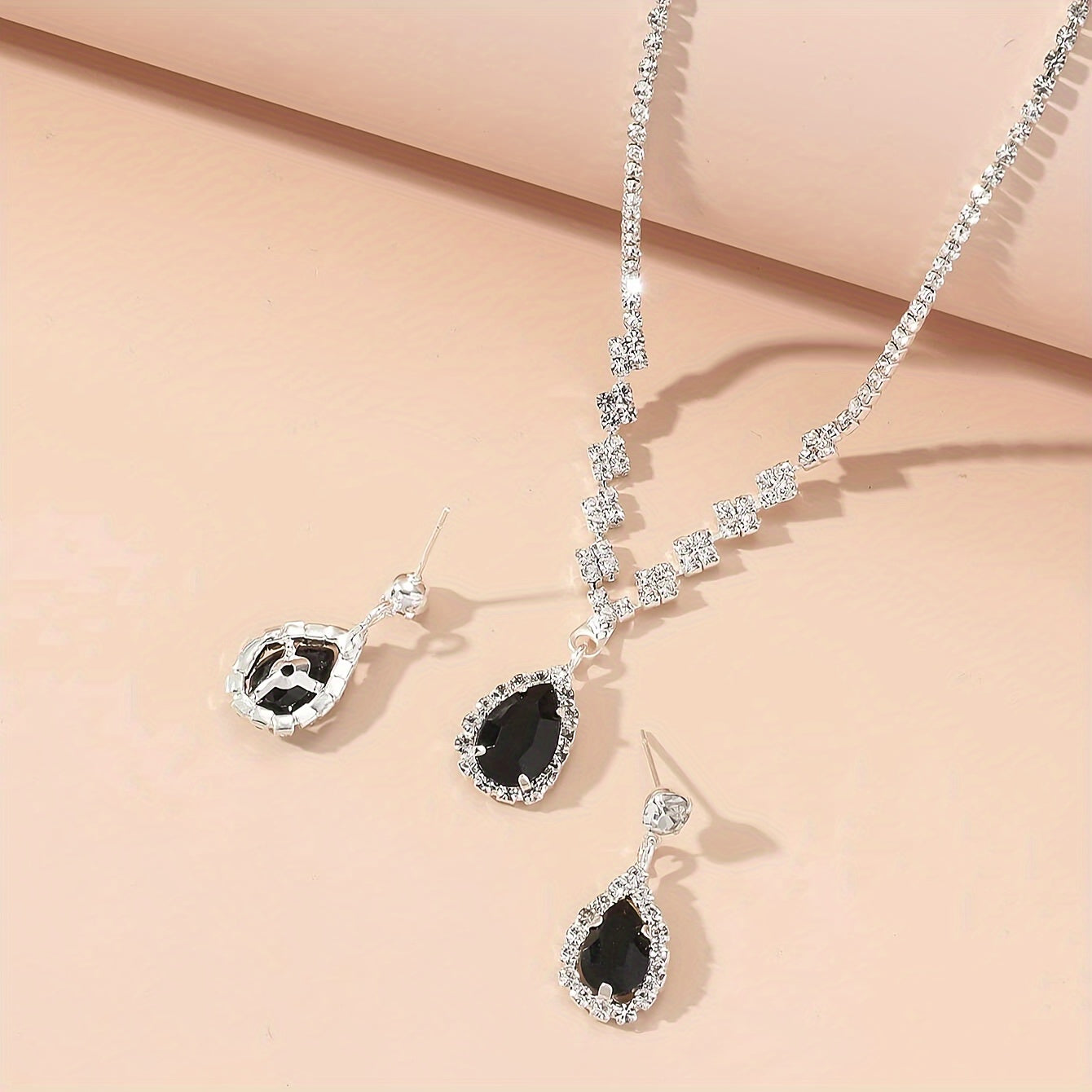 European And American Trendy Claw Chain With Zirconia Necklace And Earrings