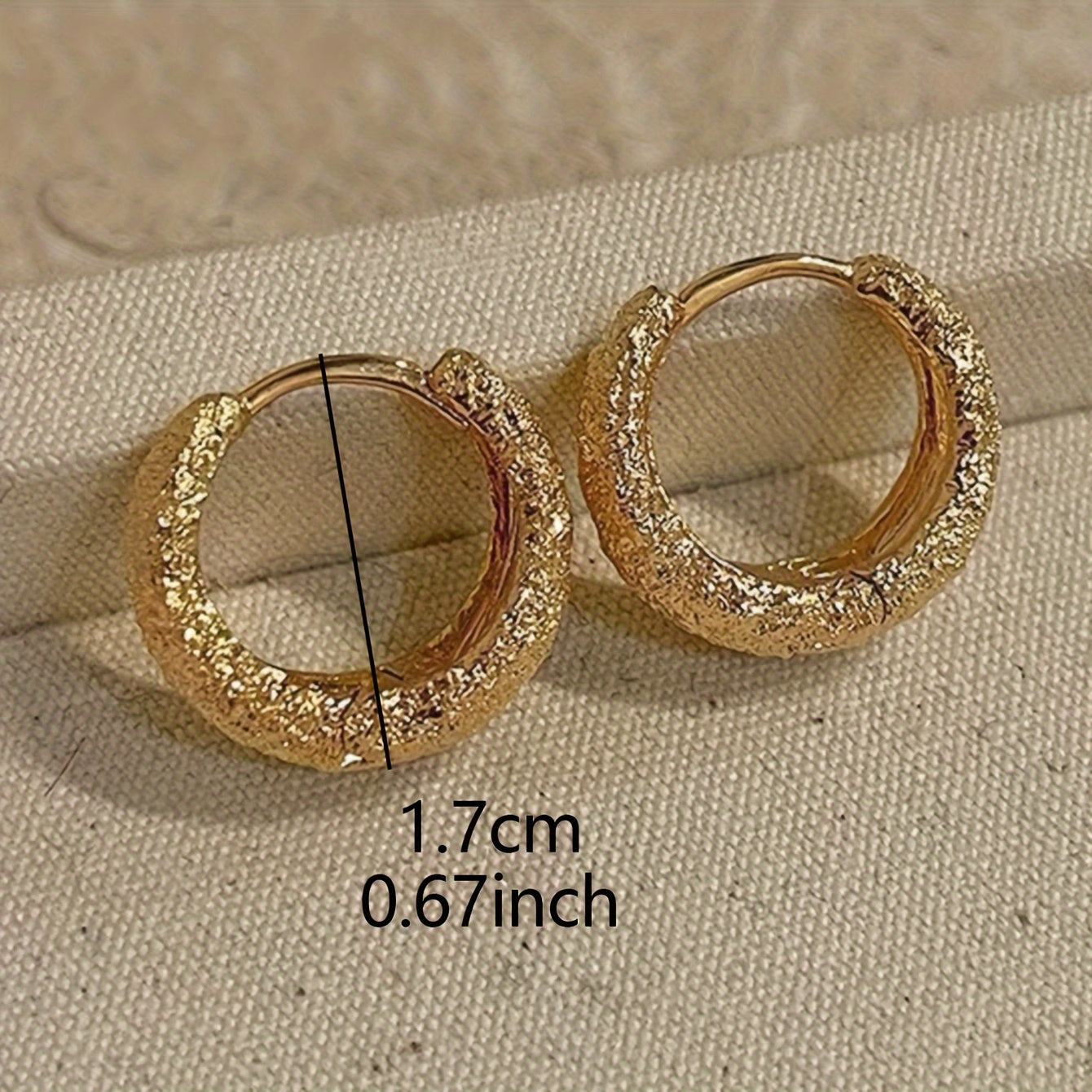 Elegant Vintage-Inspired Hoop Earrings for Women – Fashionable Matte Golden Finish