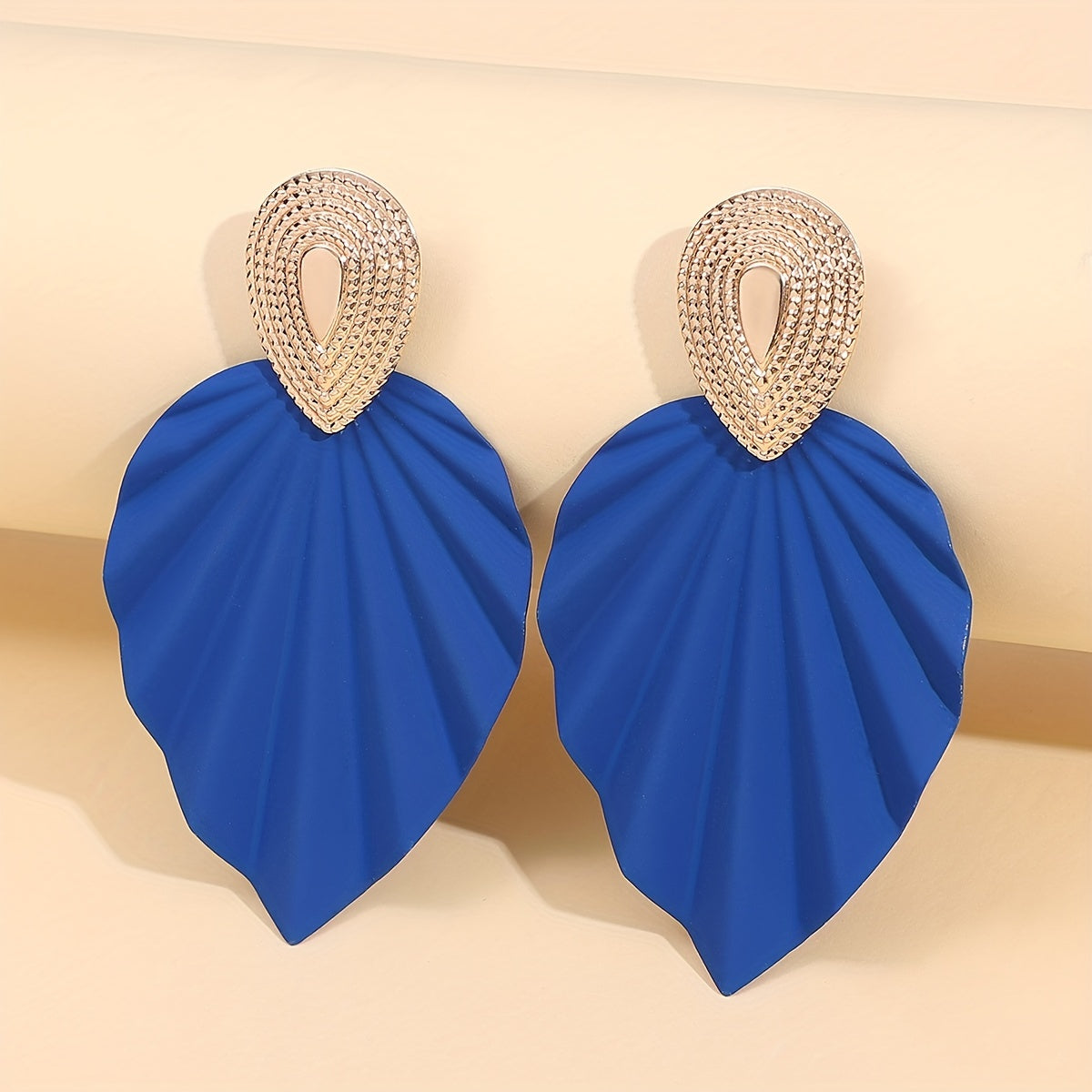 Vintage Leaf Shape Geometric Earrings For Women