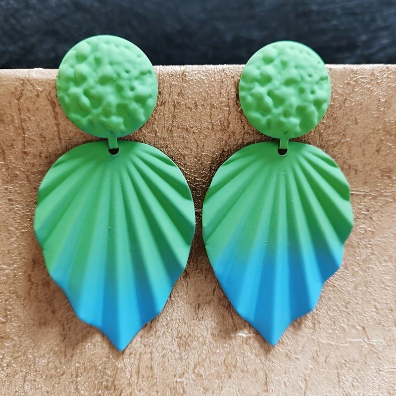 Vintage Leaf Shape Geometric Earrings For Women
