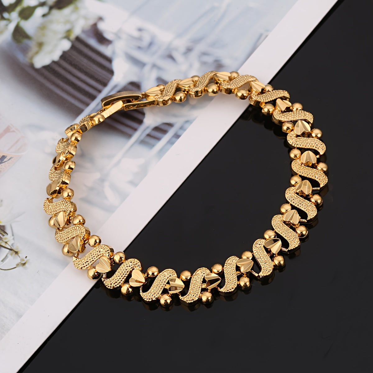 Elegant Style Women's Romantic Heart Bracelet