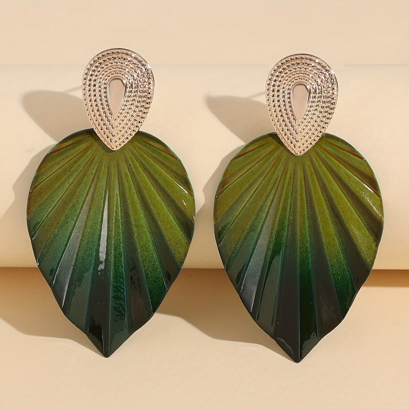 Vintage Leaf Shape Geometric Earrings For Women
