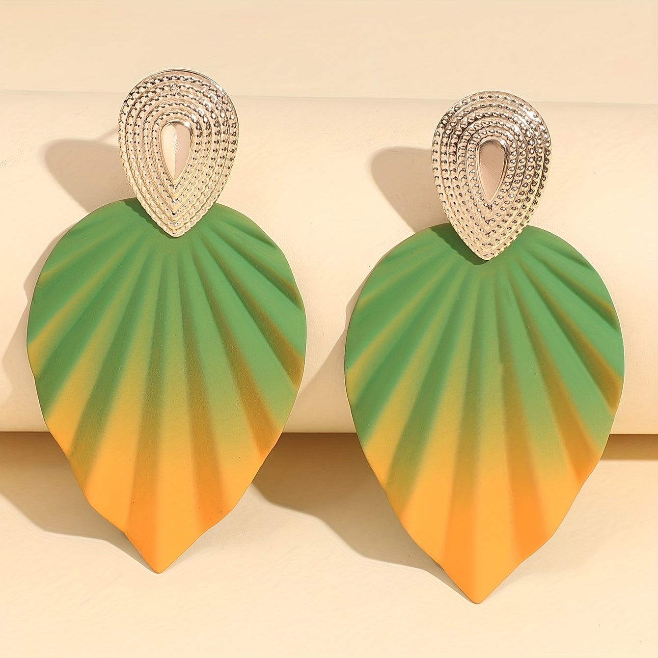 Vintage Leaf Shape Geometric Earrings For Women