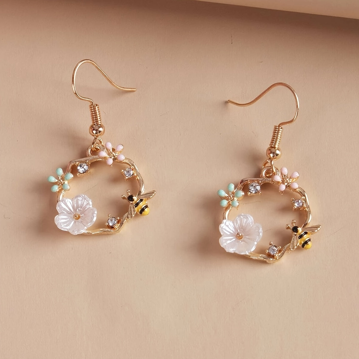 Spring Silvery Needle Flower Stud Earrings