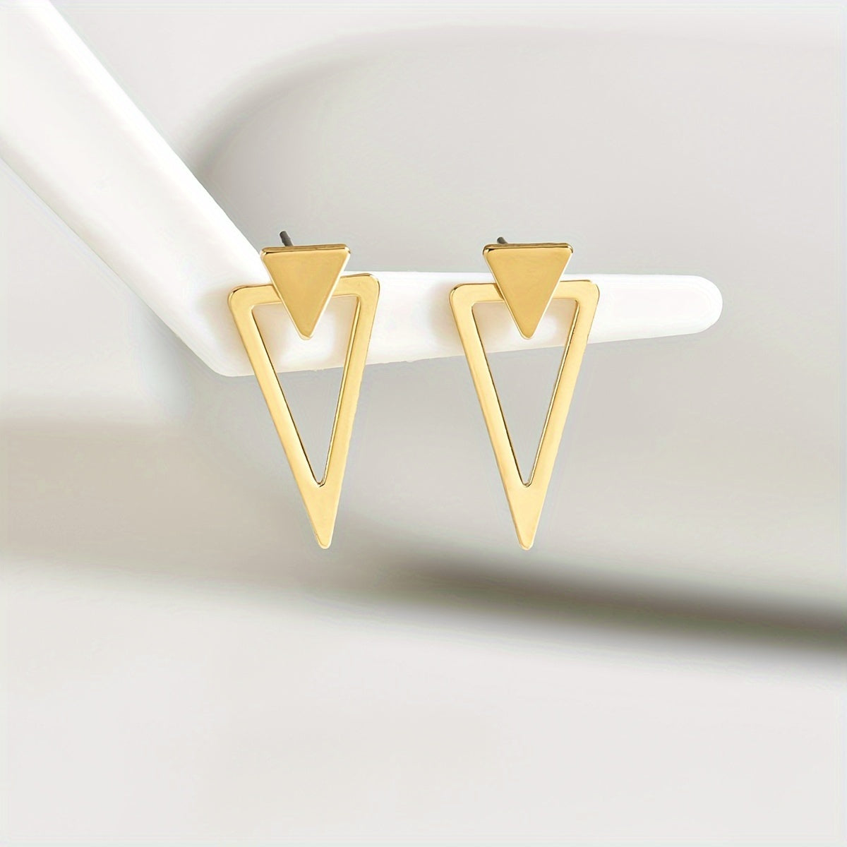 Minimalist Triangle Design Earrings - Versatile & Trendy, Alloy with Iron Posts