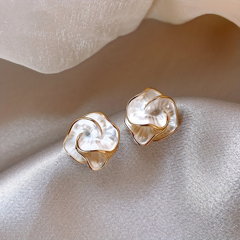 Pair of Elegant Black & Golden Camellia Flower Stud Earrings