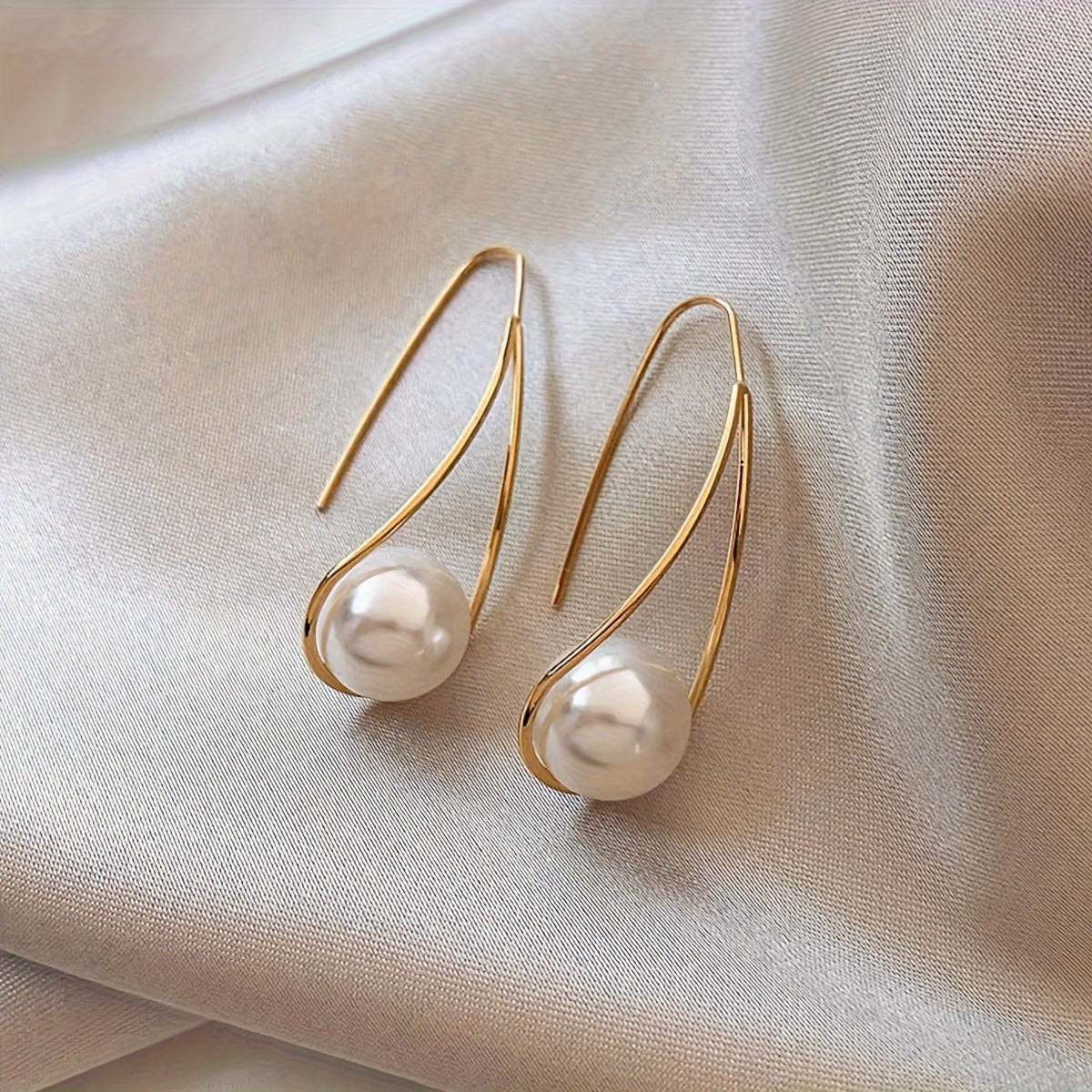 Delicate Geometric Water Drop With Imitation Pearl Design Hoop Earrings Copper Jewelry