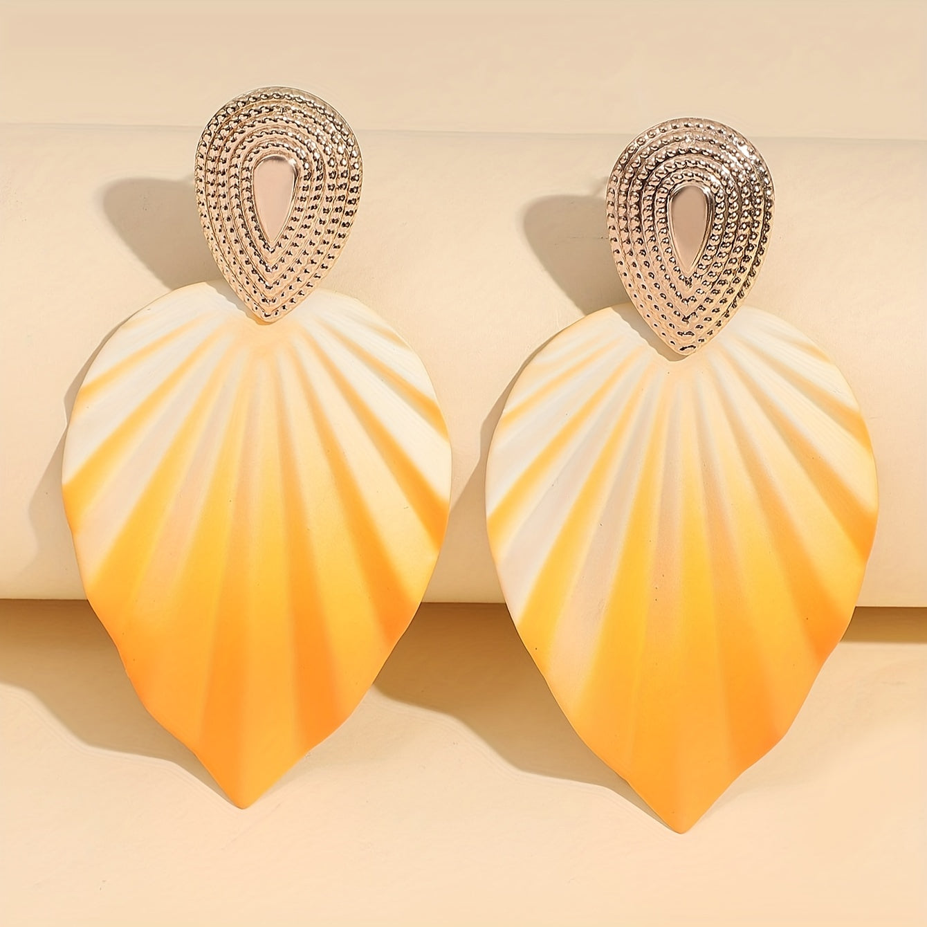 Vintage Leaf Shape Geometric Earrings For Women