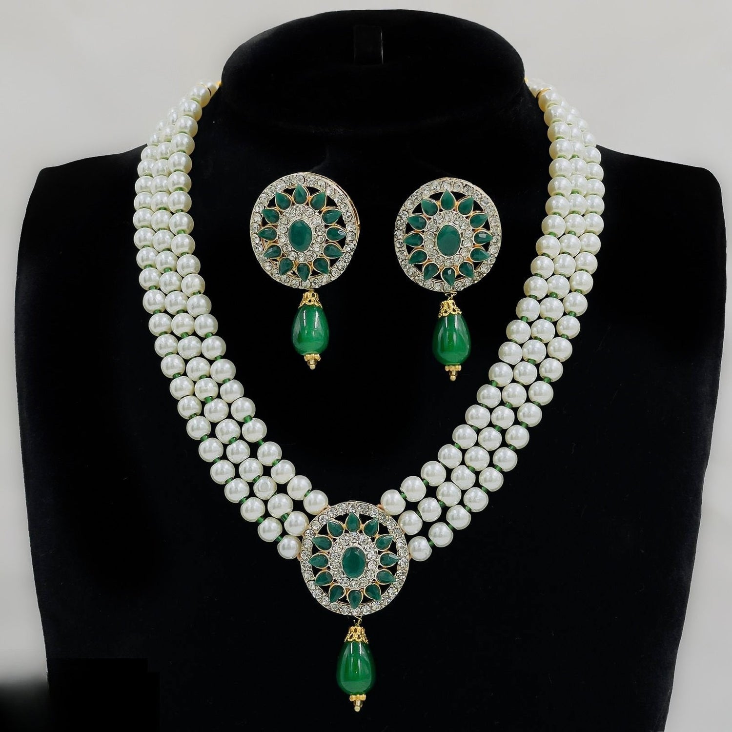 ETHNIC NECKLACE SET